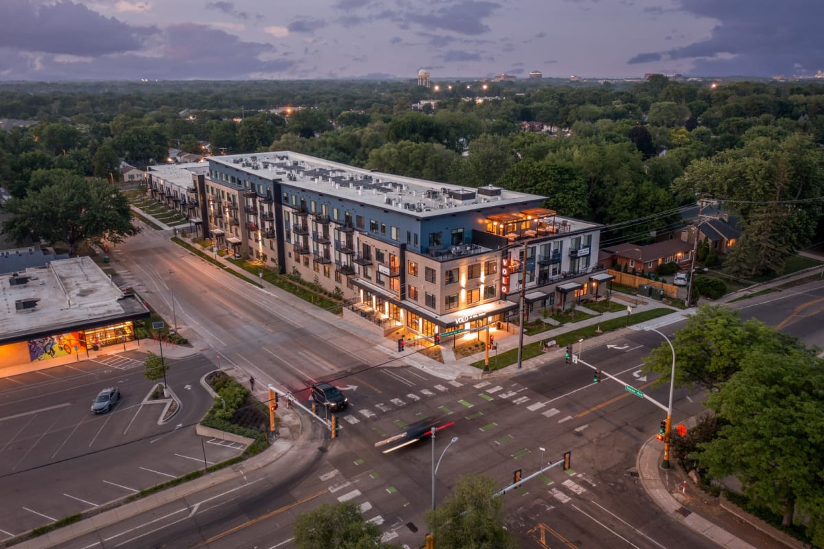Apartments for Rent in St. Louis Park Volo at Texa Tonka